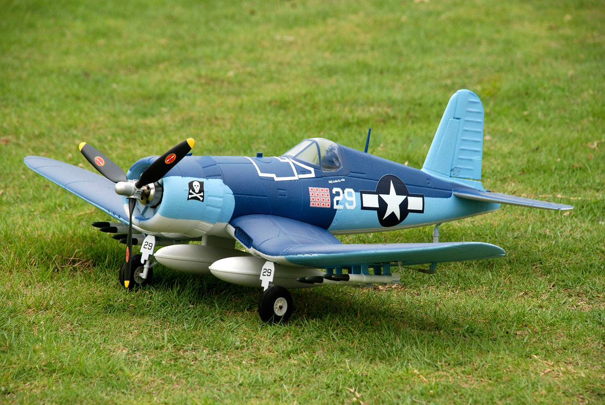 rc f4u